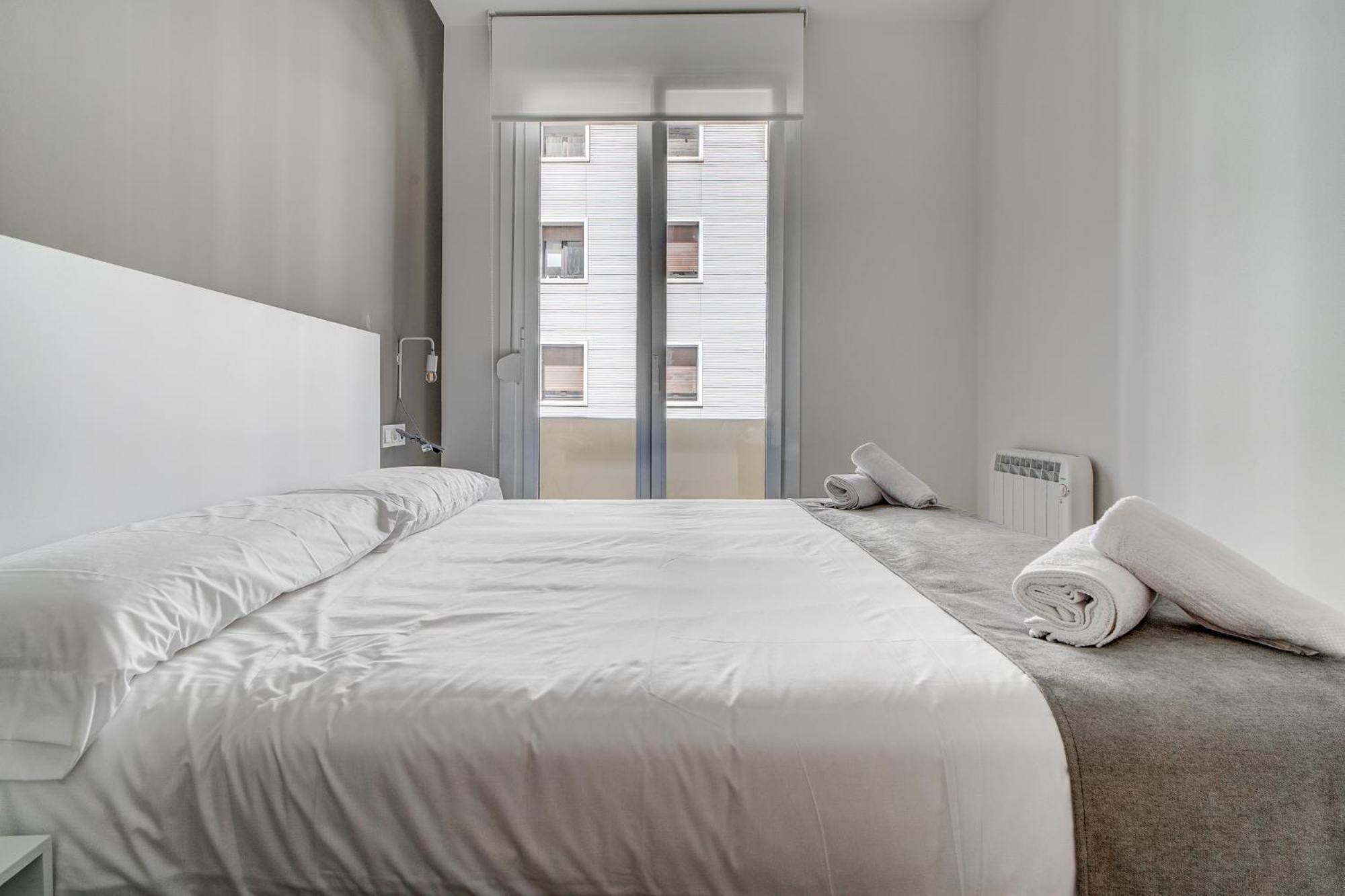 Apartamentos Gran Via By Sanse Holidays San Sebastian Exterior photo