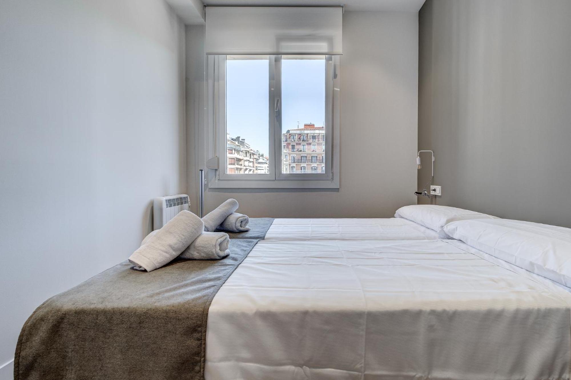 Apartamentos Gran Via By Sanse Holidays San Sebastian Exterior photo