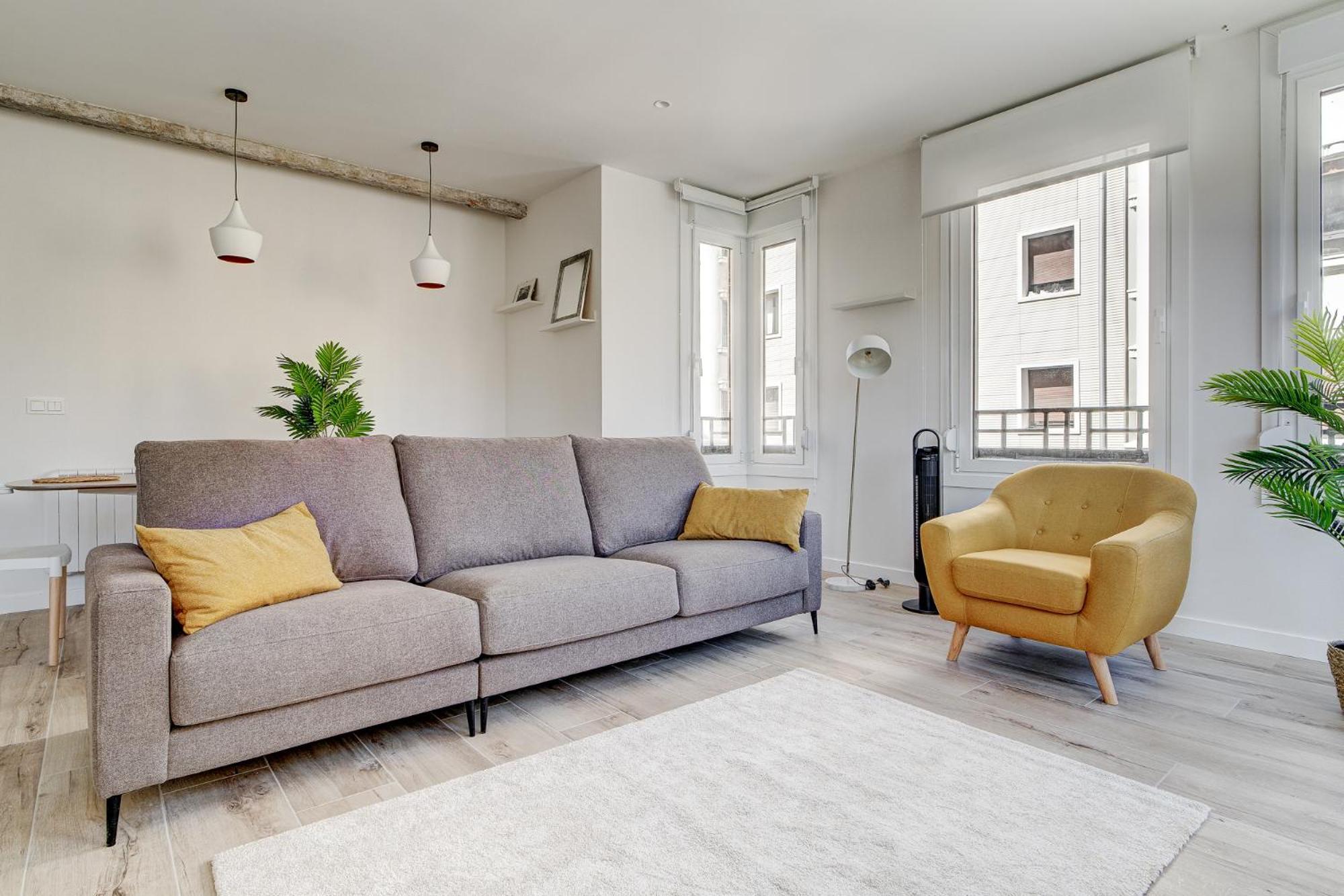 Apartamentos Gran Via By Sanse Holidays San Sebastian Exterior photo