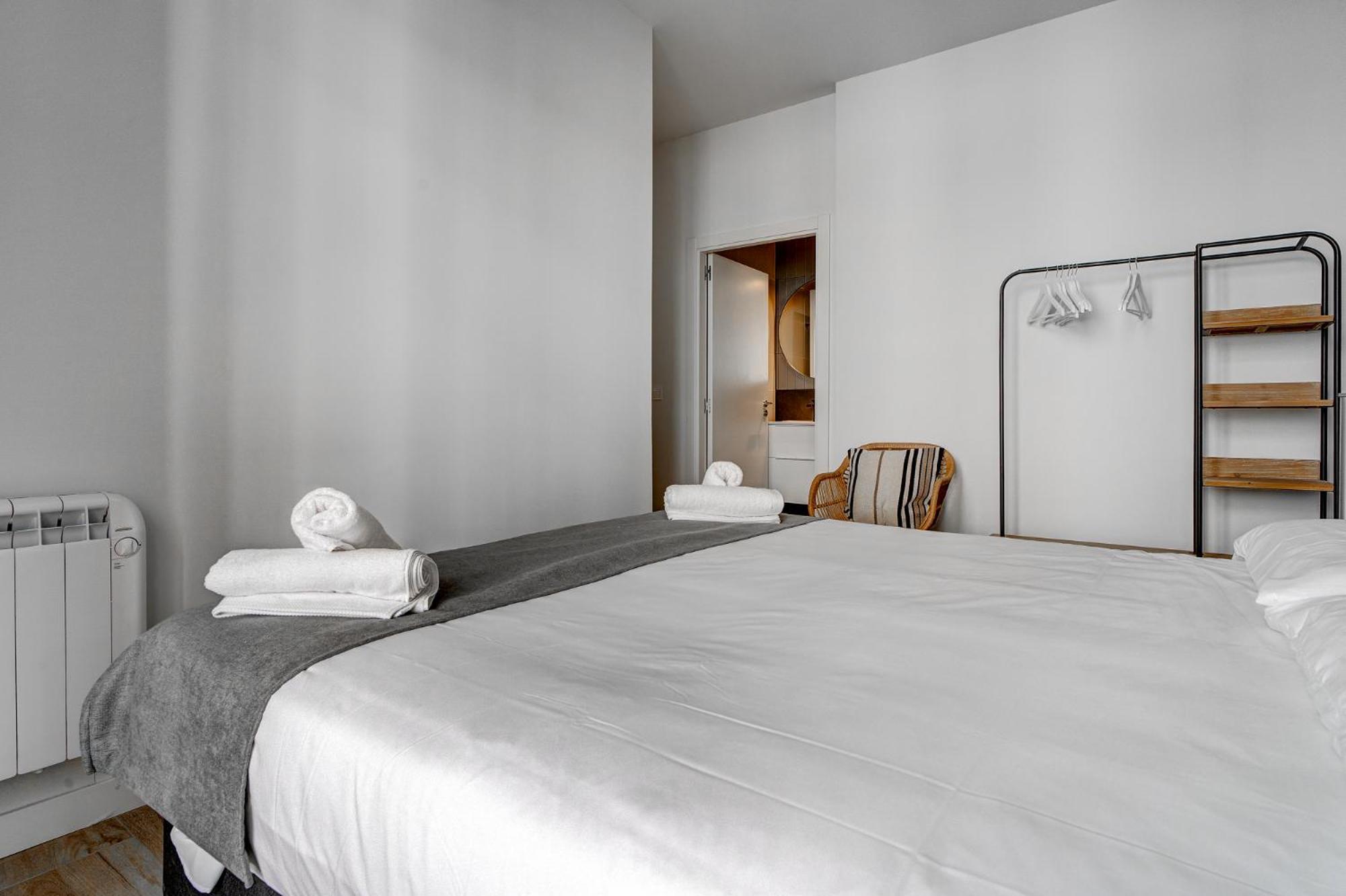 Apartamentos Gran Via By Sanse Holidays San Sebastian Exterior photo