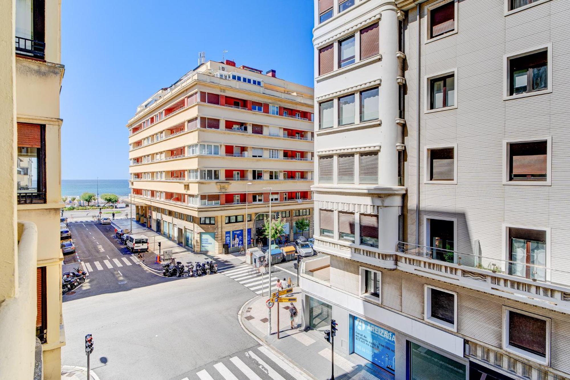 Apartamentos Gran Via By Sanse Holidays San Sebastian Exterior photo